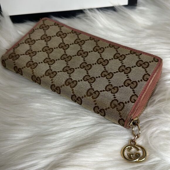 💯Authentic Gucci Zipped Around Long Wallet🍀 - Picture 14 of 17